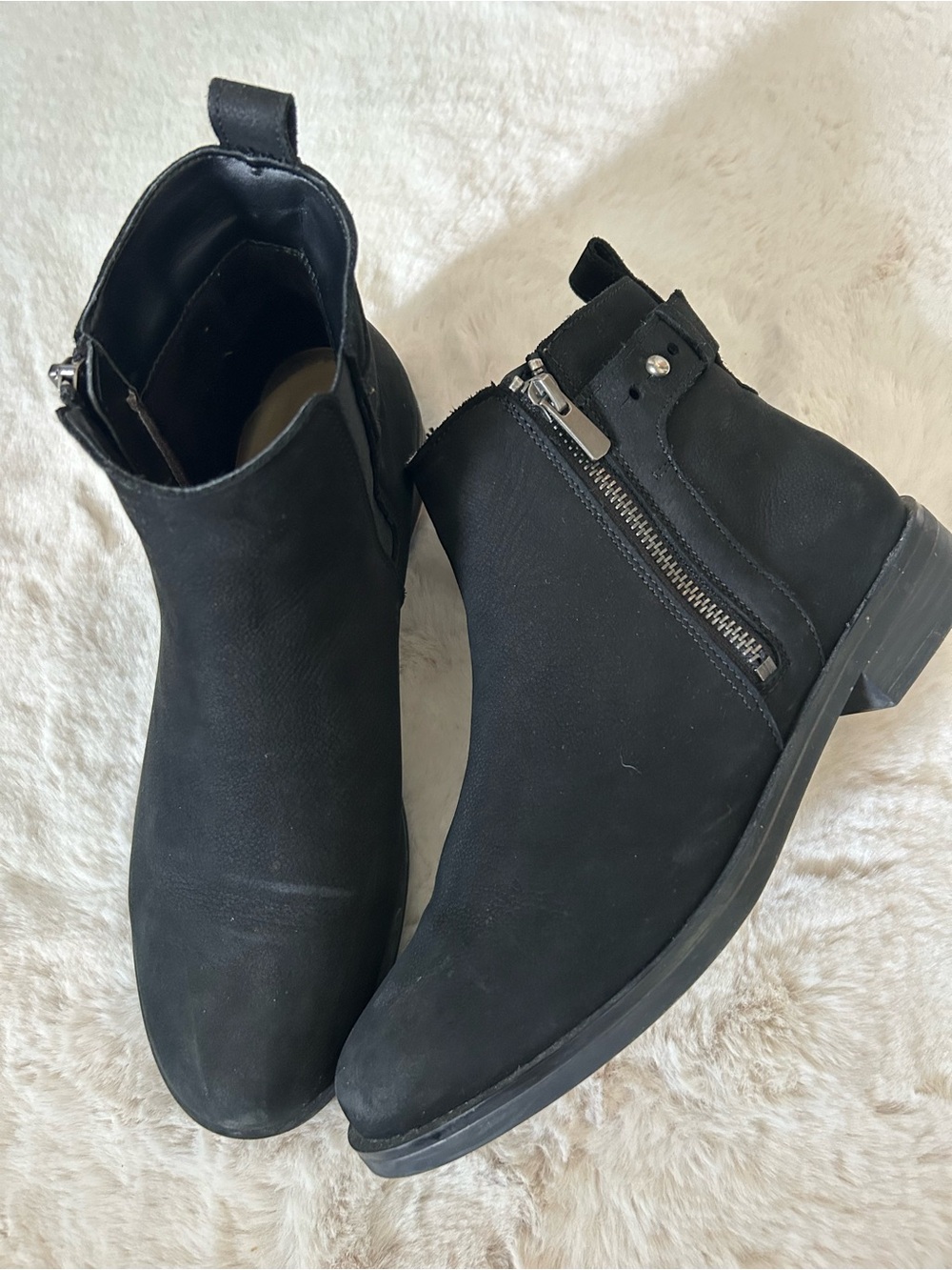 Clarks Black Leather Zip Detail Ankle Boot